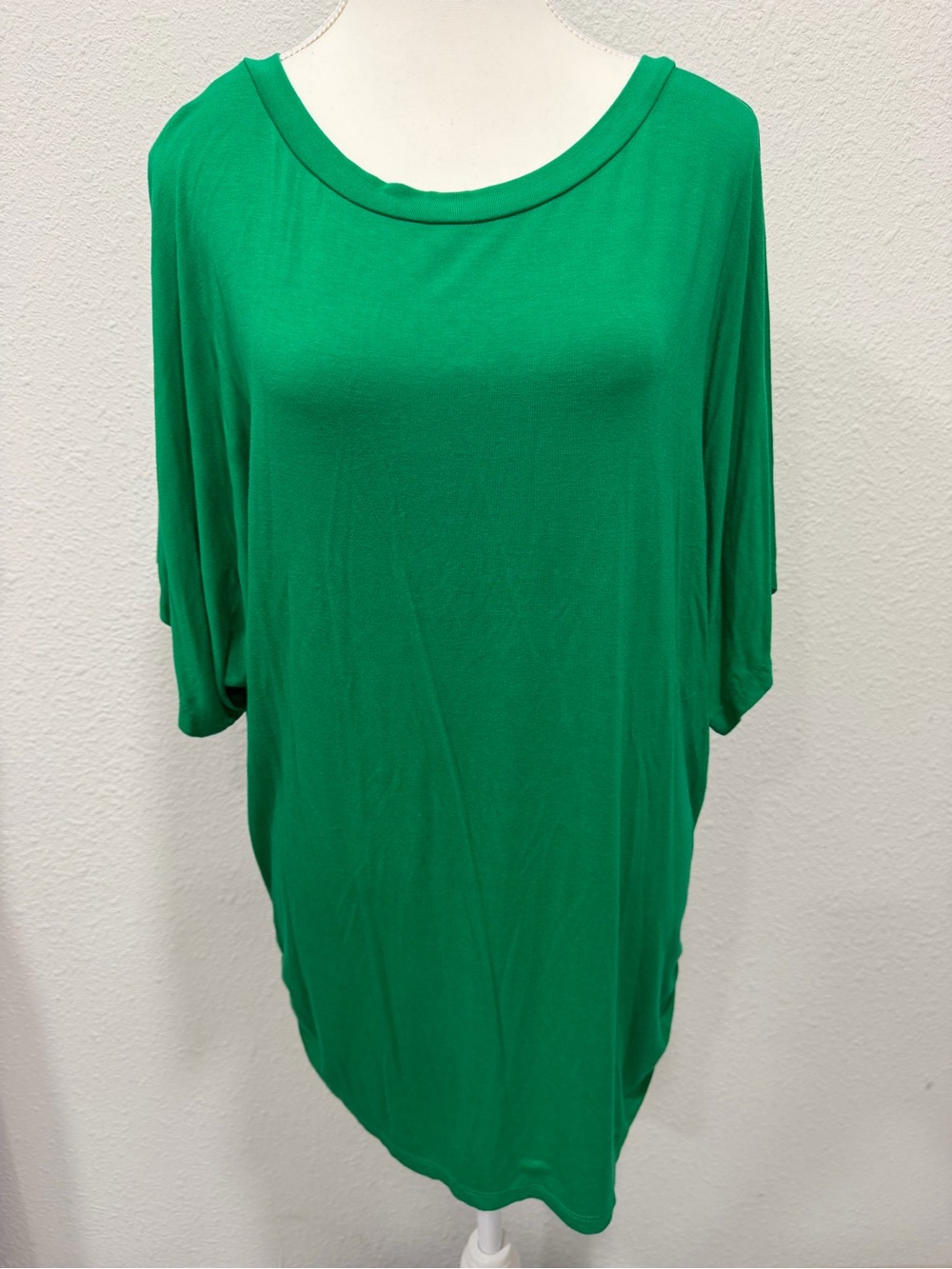 URBANCLEO PLUS Boat Neck Dolman Drape Top EUC